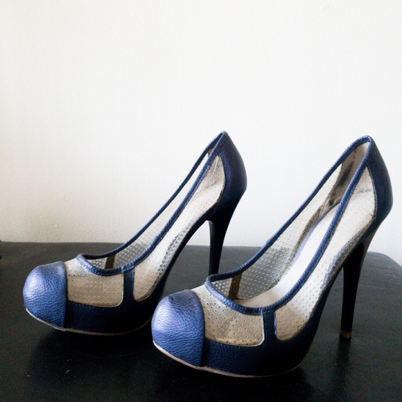 Shoe Platform - Picture 2 of 3